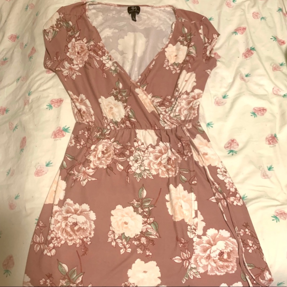 Pink, floral V-Cut Dress